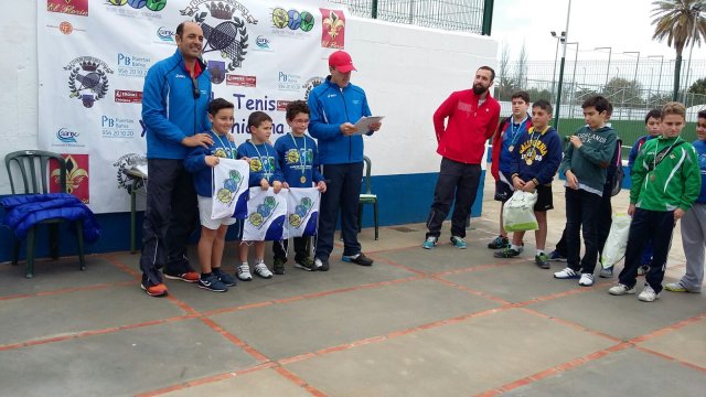 TORNEO NAVIDAD ESCUELAS 2015